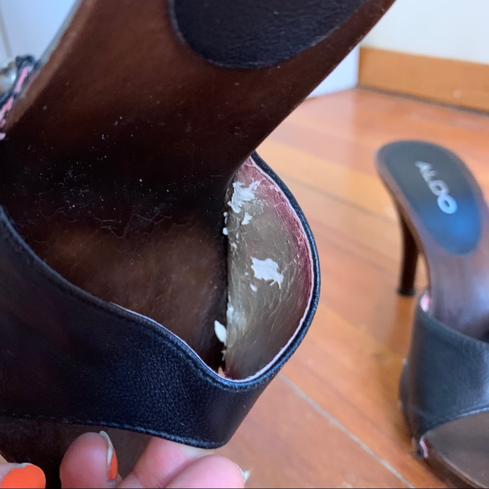 Also black heels - Picture 7 of 8